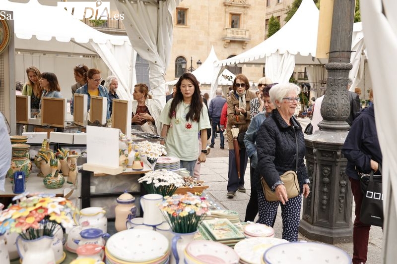 La 48 Feria Internacional de Alfarería y Cerámica abre sus puertas en la plaza de Los Bandos