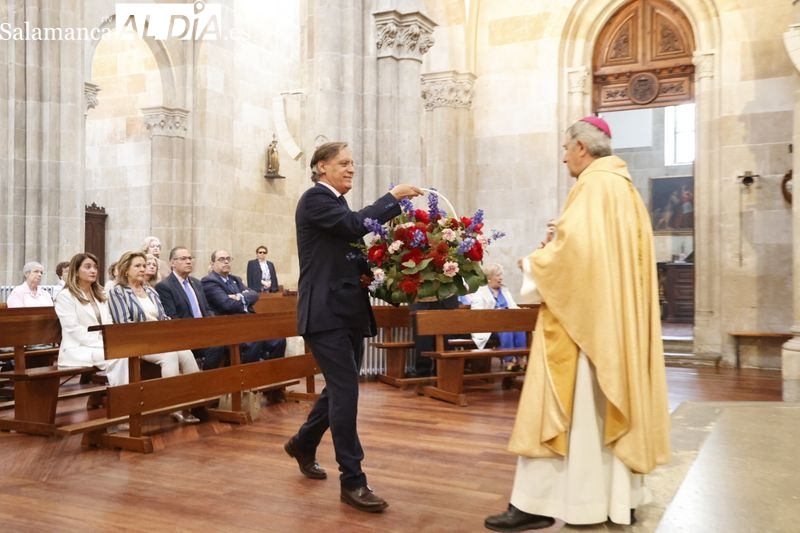 Ofrenda floral en honor al patrón de Salamanca