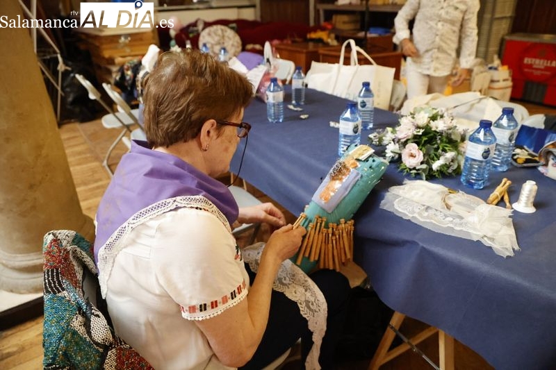 Reviviendo el arte tradicional de los bolillos