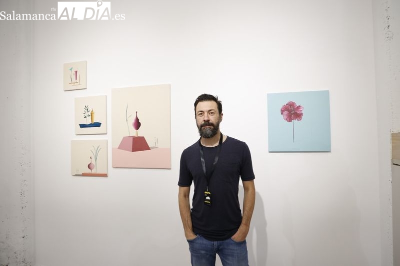 Plásticos y decibelios, la interesante exposición del salmantino Alejandro Calderón