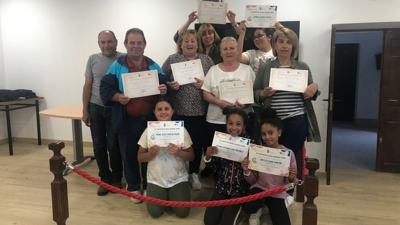 Trece personas finalizan en Bañobárez un curso sobre nuevas tecnologías