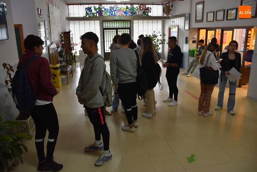 Pleno de aprobados de los dos institutos mirobrigenses en la Selectividad