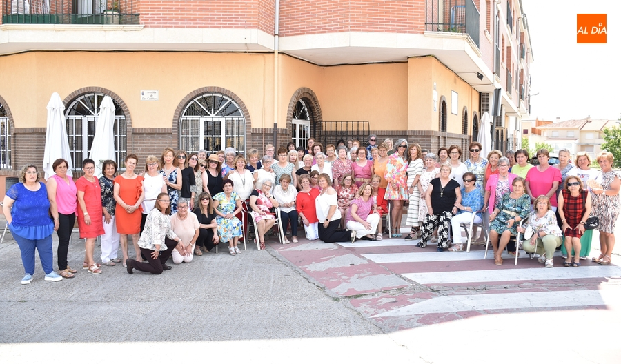 Amanecer se marcha de vacaciones comiendo juntas