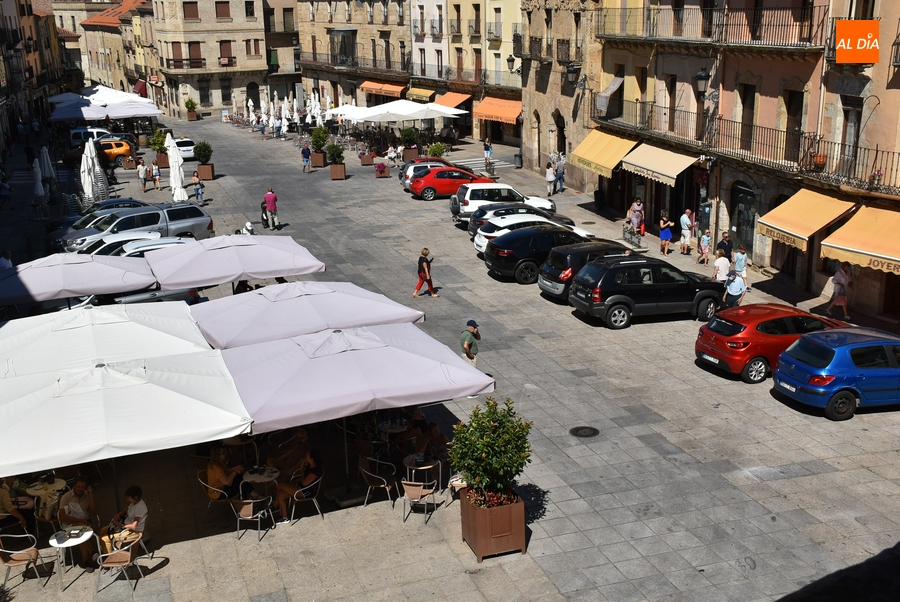 Extendida hasta el 30 de junio la posibilidad de aparcar en la Plaza Mayor mirobrigense