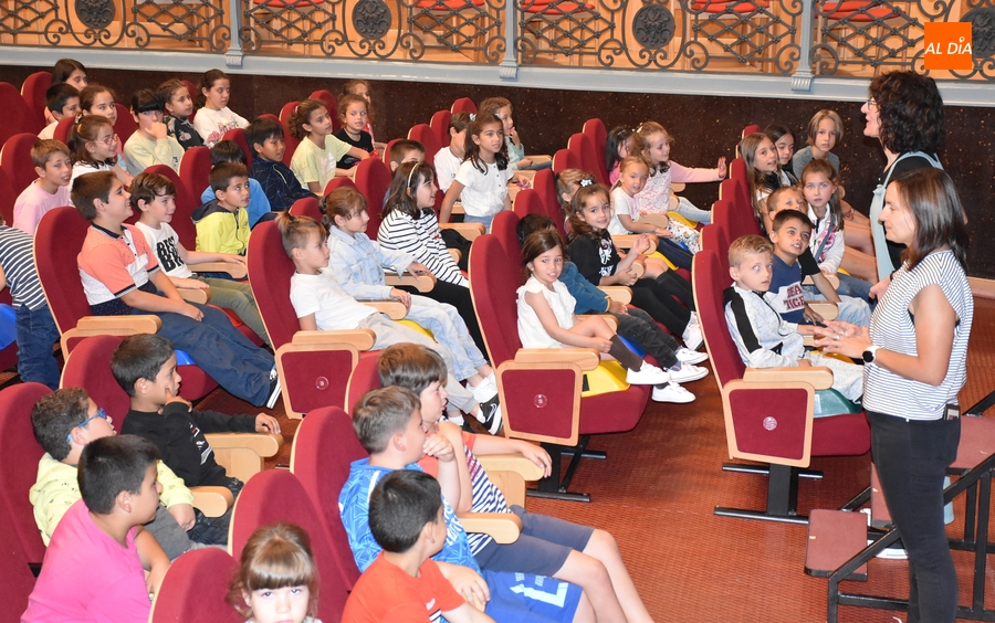Los alumnos de 5º se acercan también a disfrutar del Festival ‘Provincia a Escena’
