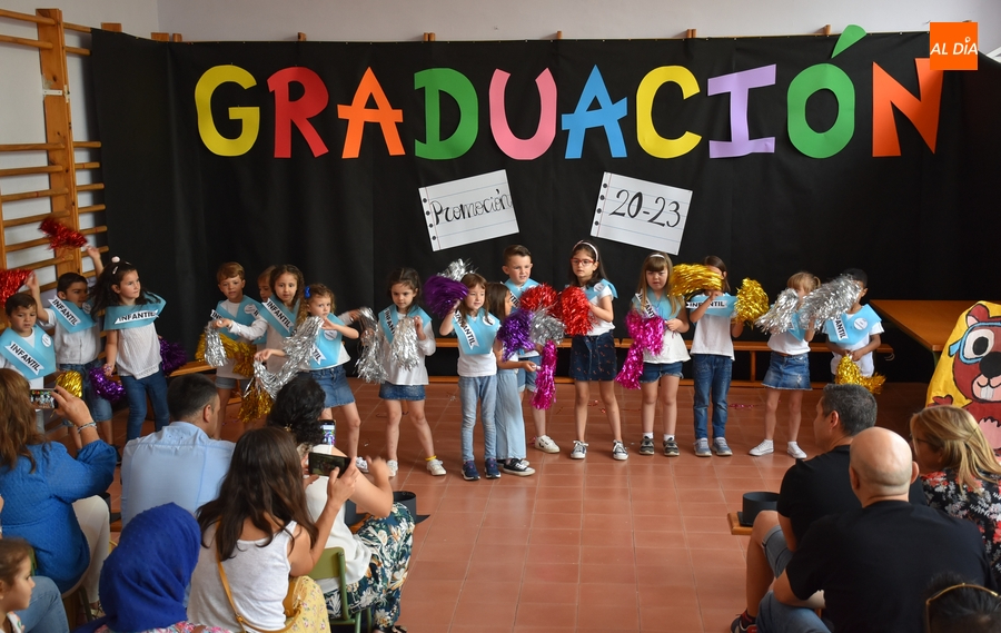 Los alumnos de 3º de Infantil de San Francisco celebran su graduación