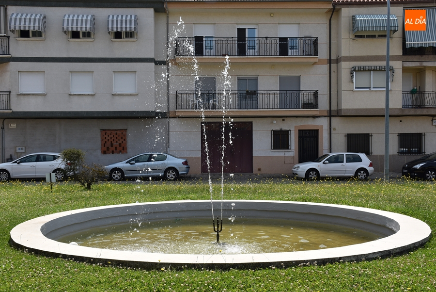 Vuelve a estar operativa la fuente de la Avenida de Los Cañitos