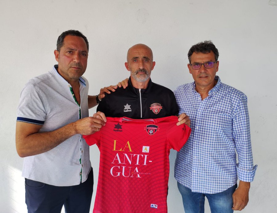 Oscar Martín Vacas, nuevo entrenador del Salamanca FF para la 23/24