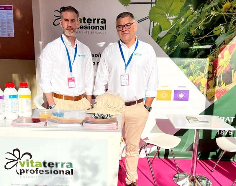El Grupo MIRAT, presente en el Congreso Internacional de Frutos Rojos con su marca Vitaterra Profesional 