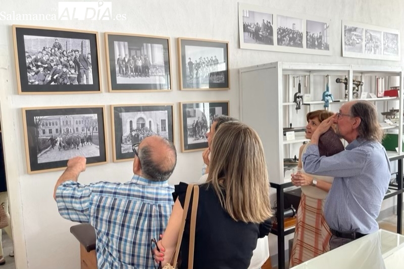 Abre sus puertas el Museo de Enseñanza Secundaria de Peñaranda como un viaje en el tiempo que incita a la memoria