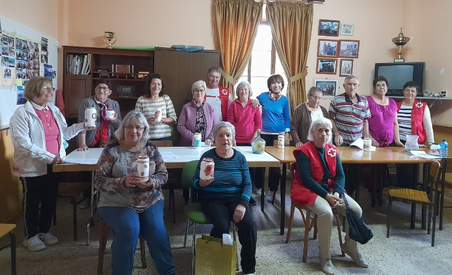 Los grupos de mayores de Cruz Roja finalizan el curso