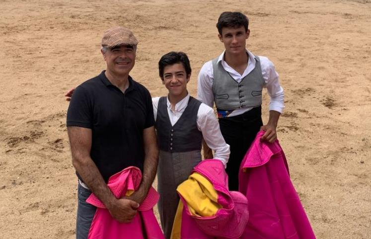 La Peña José Ramón Martín retoma su fiesta con la compañía de Marco Pérez y Manuel Diosleguarde