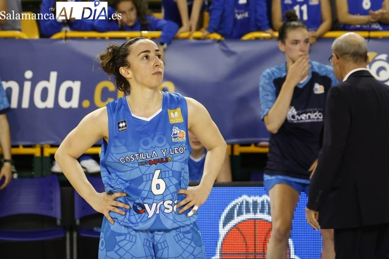 Avenida busca una exterior importante para completar su plantilla