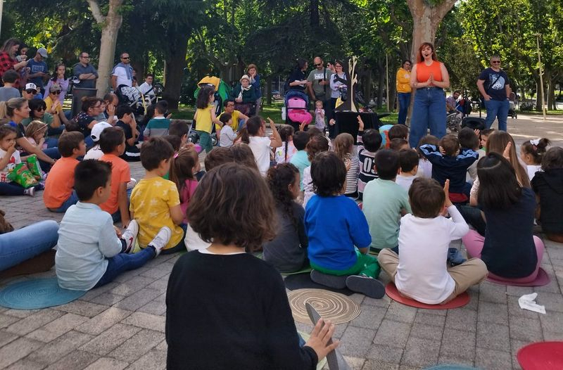 Intensa semana en Salamanca con los cuentacuentos, rutas y talleres de Savia