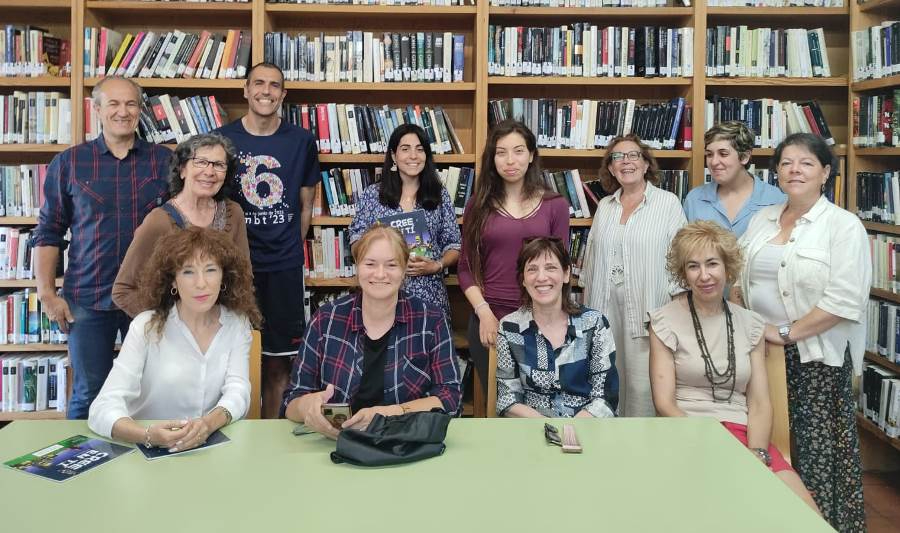 Inma Serrano visita el taller Mirolibro