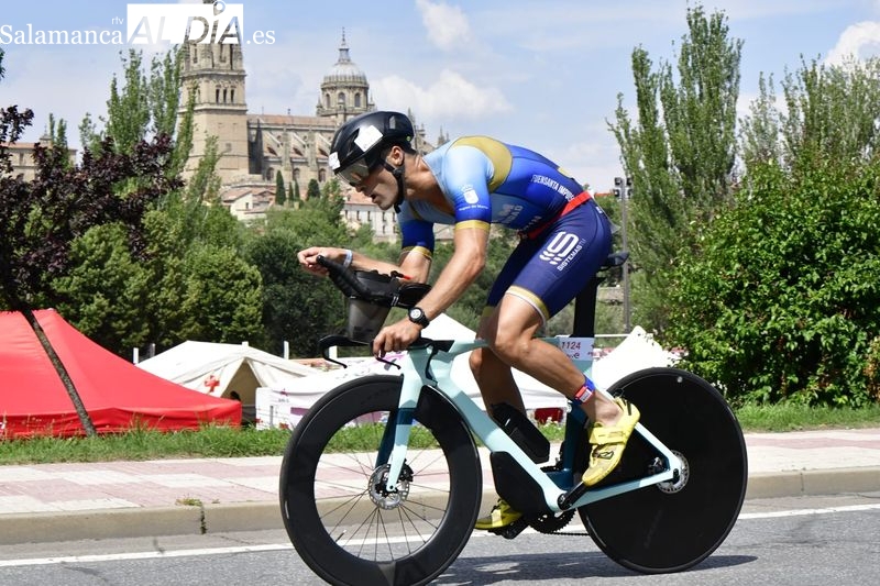 Marta Sánchez y Fernando Zorrilla logran dos victorias de oro en el Nacional de Triatlón de Salamanca