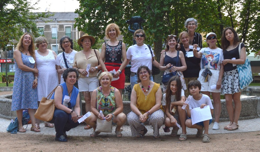 Mirolibro clausura el curso con una ruta literaria por La Florida