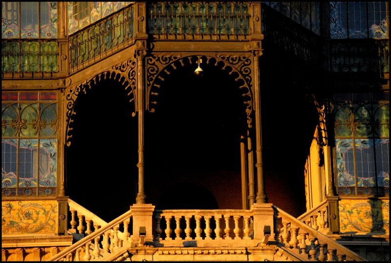 La fachada sobre el río de La Casa Lis, mirador de sueños