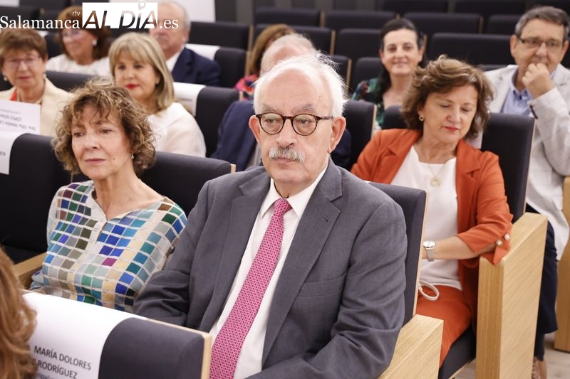 Jornada inolvidable para 32 médicos de Salamanca que se jubilan