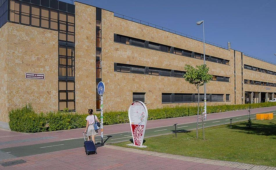 La problemática del sector agrícola y ganadero a debate en la Facultad de Derecho de la Universidad de Salamanca