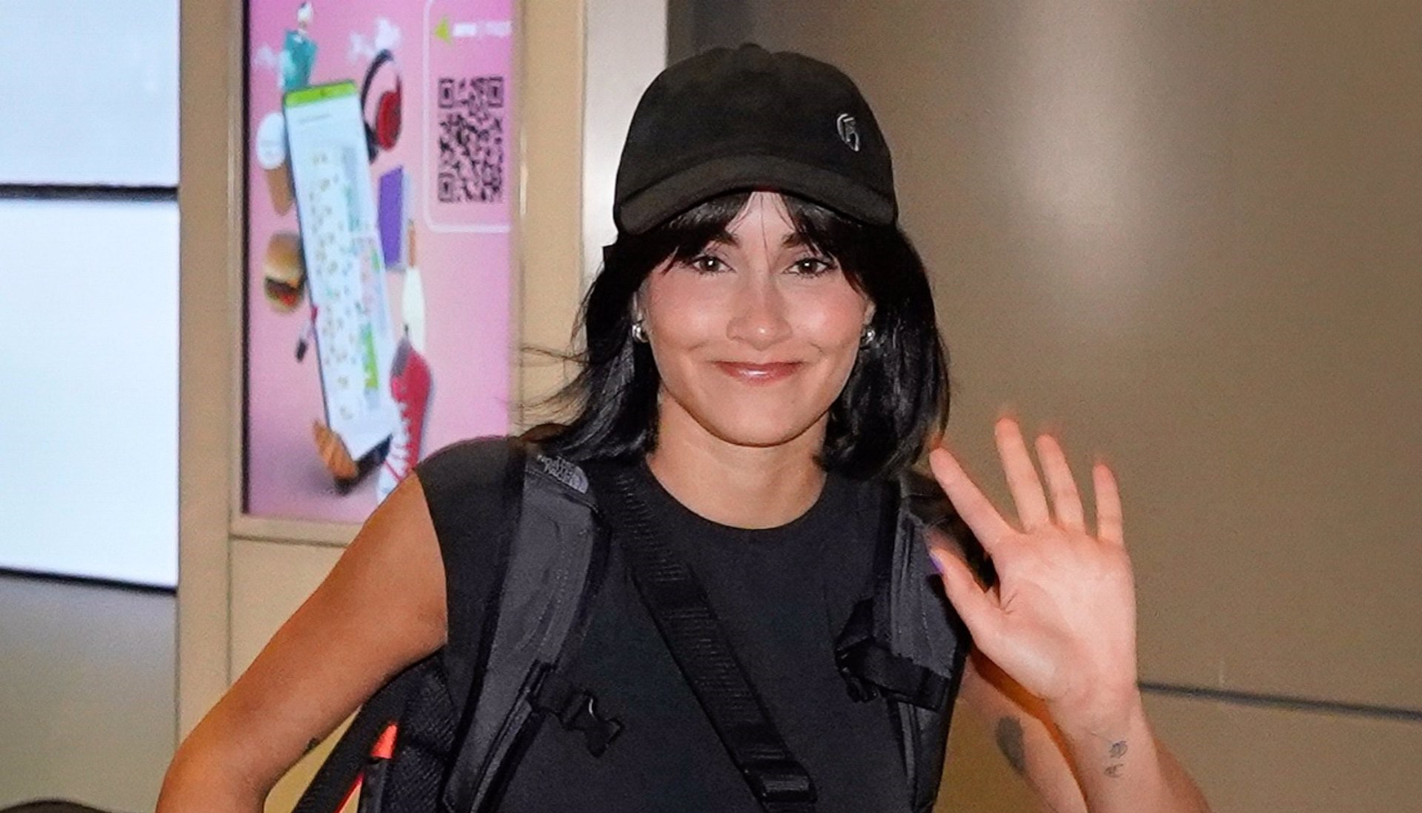 Aitana regresa a España sin Sebastián Yatra tras celebrar su 24 cumpleaños