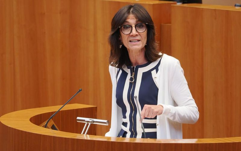 PP y Vox rechazan pedir subir el SMI al 60% del salario medio, un brindis al sol del PSOE