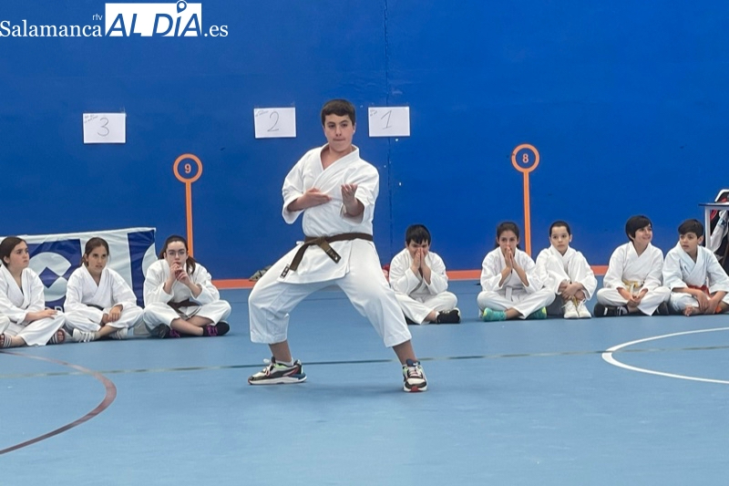Oliver Fernández disputará el Campeonato Regional de Kárate en la Bañeza