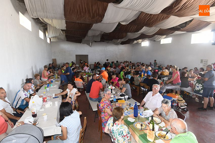 Robleda despide San Juan con una gran paella 