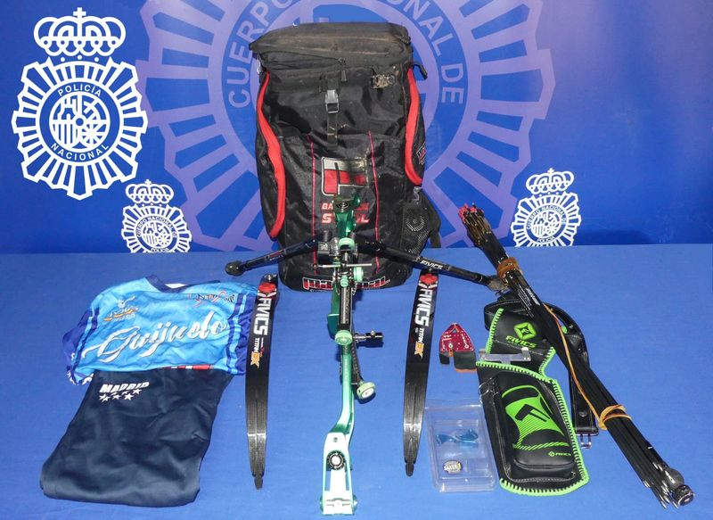 Recuperado el equipo de tiro con arco de alta gama que le robaron al deportista salmantino Carlos Iglesias