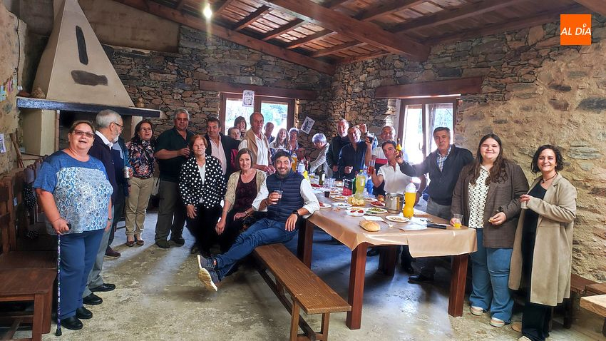 El agua obliga a suspender la procesión de San Antonio