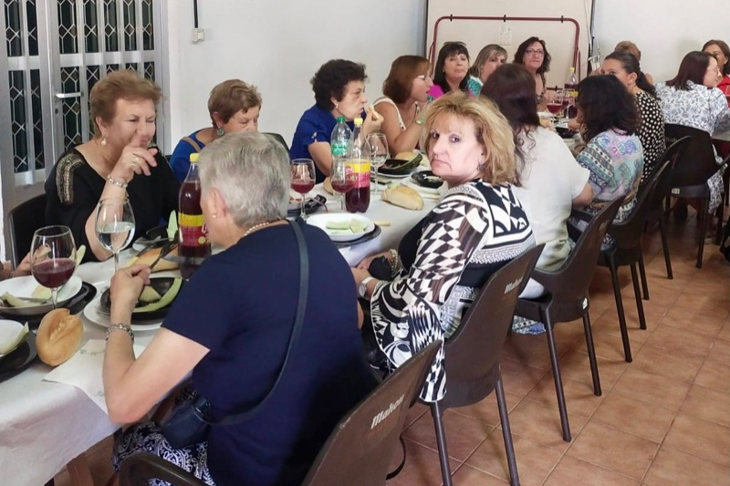 La asociación de mujeres de El Campo de Peñaranda celebra con una comida a su patrona, la Virgen del Carmen