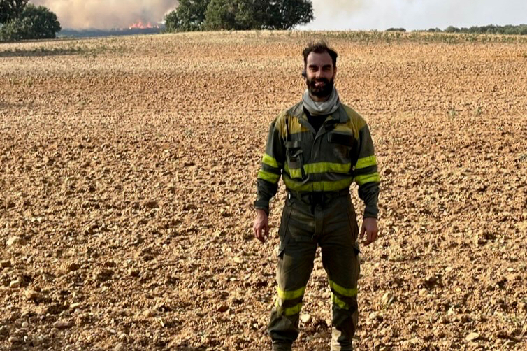 Ser bombero es una profesión grande con necesidad imprescindible de ser versátil