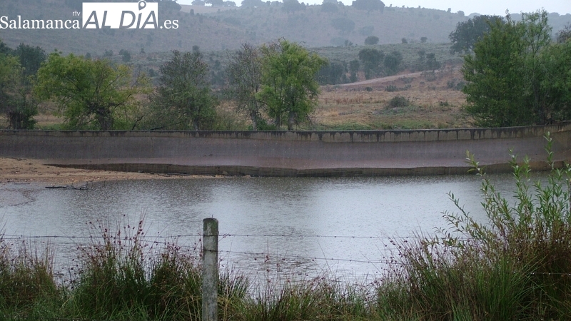 El Ayuntamiento de Villavieja informa de que el abastecimiento de agua del municipio procede del azud del Lodero 