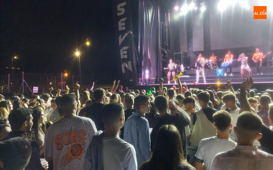 El Barrio Nuevo, epicentro festivo en la noche sabatina de la mano de Seven