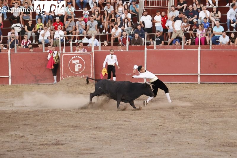 Los aficionados disfrutan con el concurso de cortes ‘Charro de Oro’ en Santa Marta