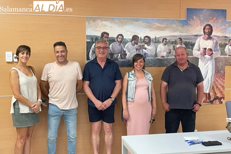 Aprobadas en votación y por mayoria los nuevos equipos de dirección para las cofradías Jesús Nazarero y Jesús Amigo de los Niños