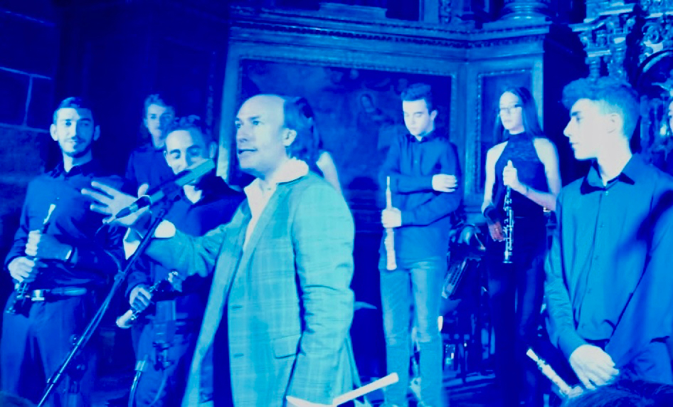 Carlos Nuñez regresa a Salmoral para encontrarse con amigos y promesas de la música el 10 de agosto