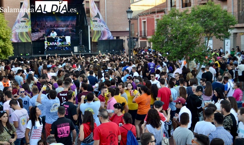 Encierro infantil, sacar las barras a la calle o desayuno con chichas y huevos fritos, entre las propuestas del PP para el programa de fiestas