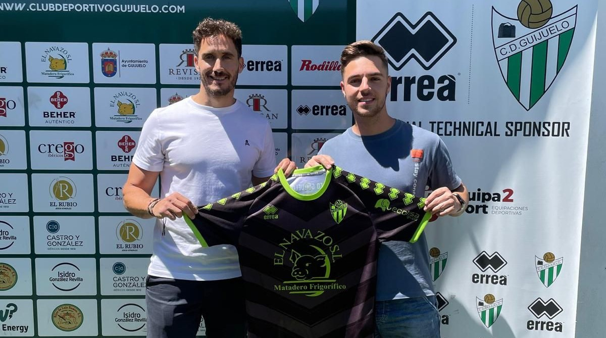 El CD Guijuelo renueva con la marca deportiva Errea por otras tres temporadas