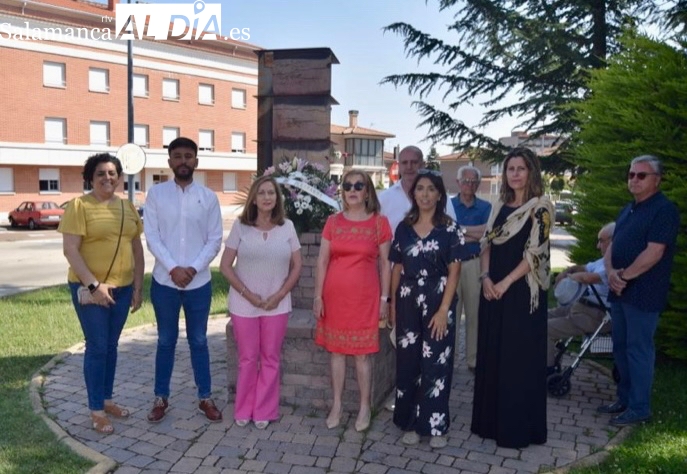 Silencio y flores rinden homenaje a las víctimas de la explosión del polvorín en su 84 aniversario