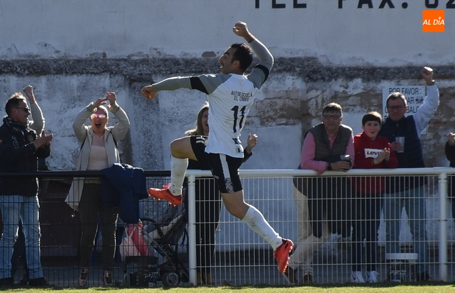 Alberto García continuará en el Ciudad Rodrigo, que jugará un partido por el 70º Aniversario
