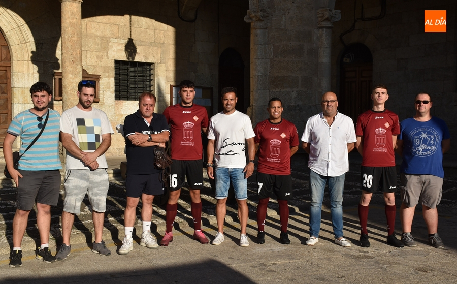 La UD Mirobrigense vive su puesta de largo