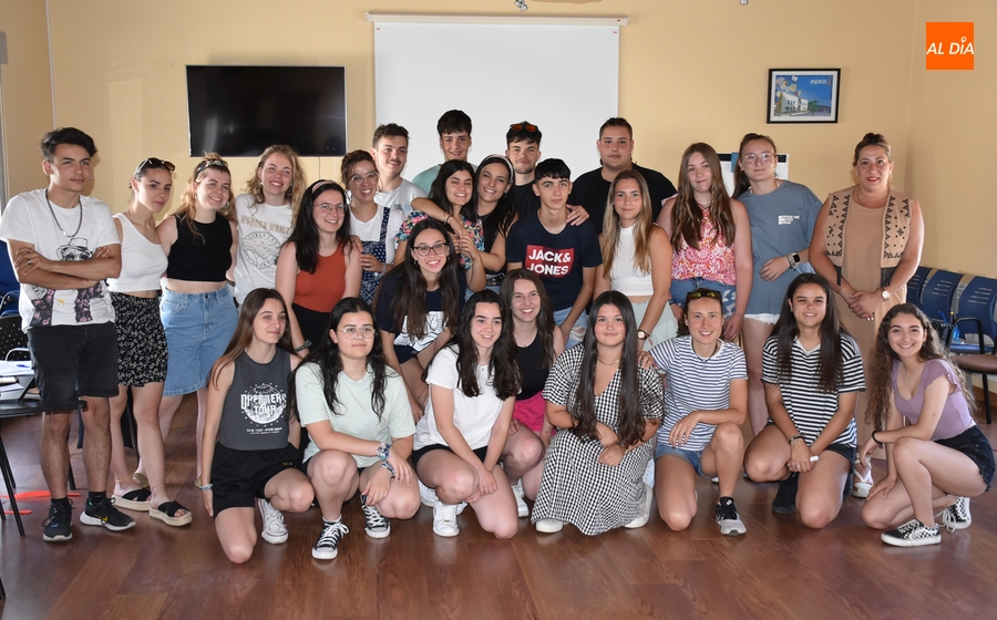 Los alumnos del Curso de Monitor de Ocio y Tiempo Libre concluyen su formación teórica