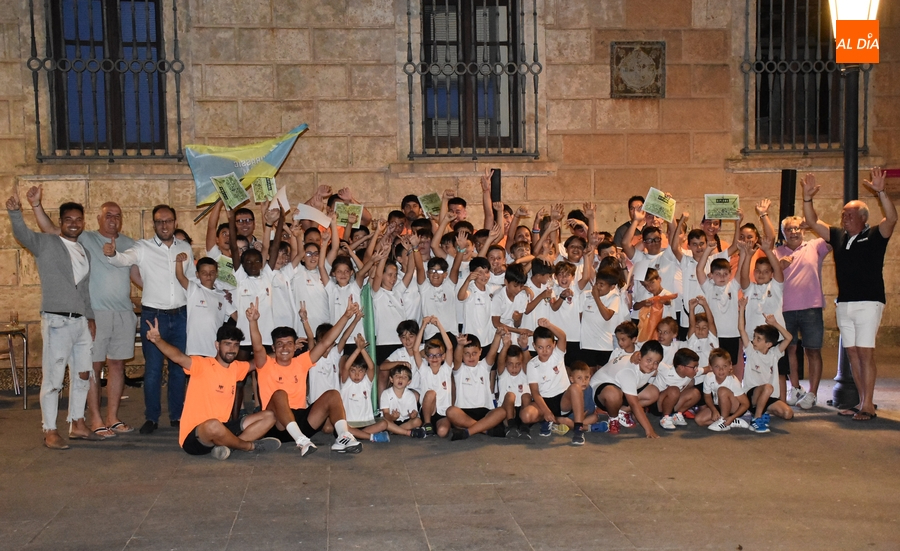 Festiva velada de clausura del 8º Miróbriga Campus con música, humor y magia