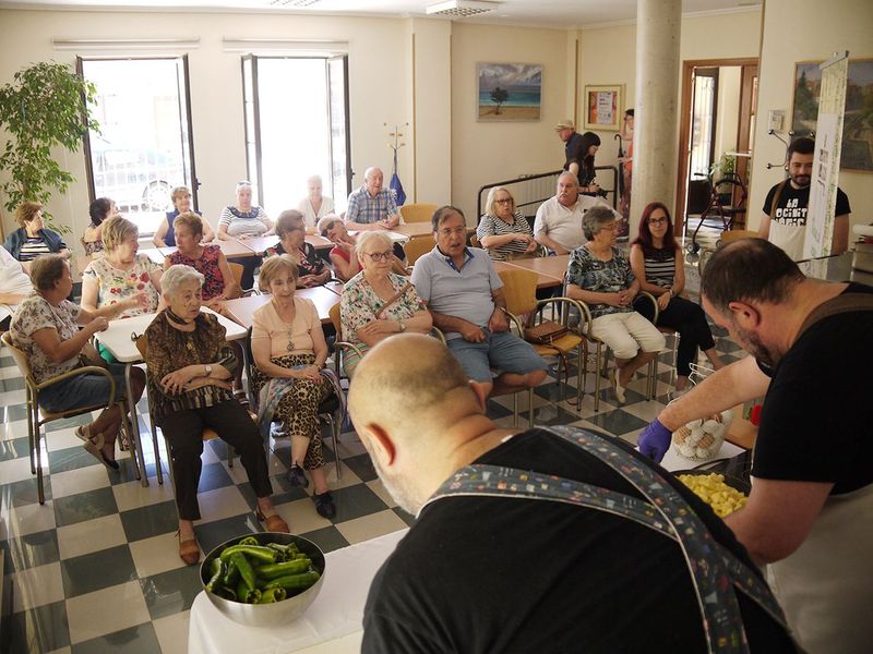 Carbajosa rinde homenaje a sus mayores
