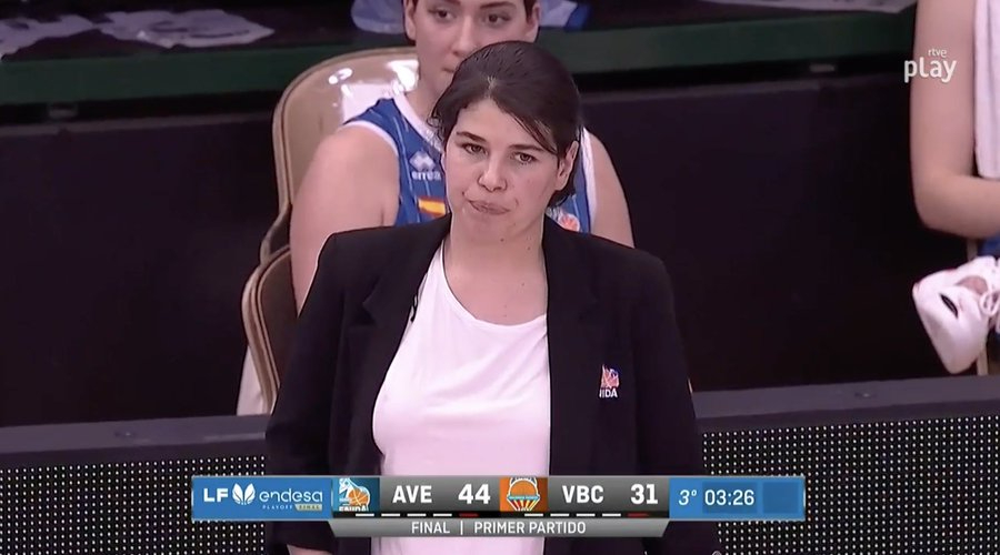 Raquel Romo y el doctor Moreno, al Europeo sub20 con España junto a la jugadora Inés Santibáñez