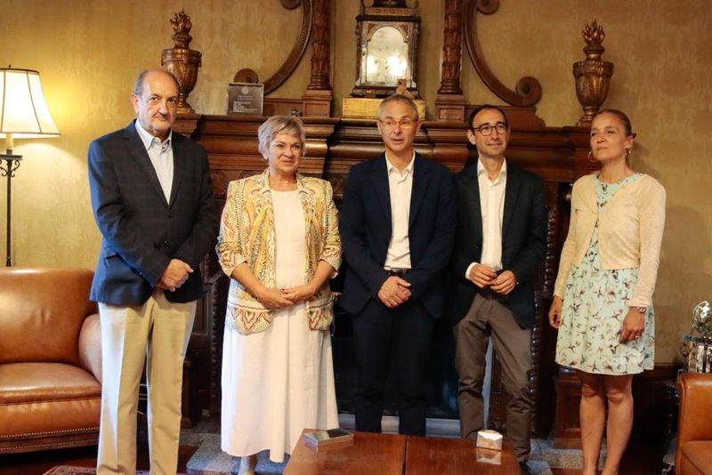  El PSOE garantiza la apuesta del Gobierno por la USAL en materia de investigación, carrera profesional y recursos públicos