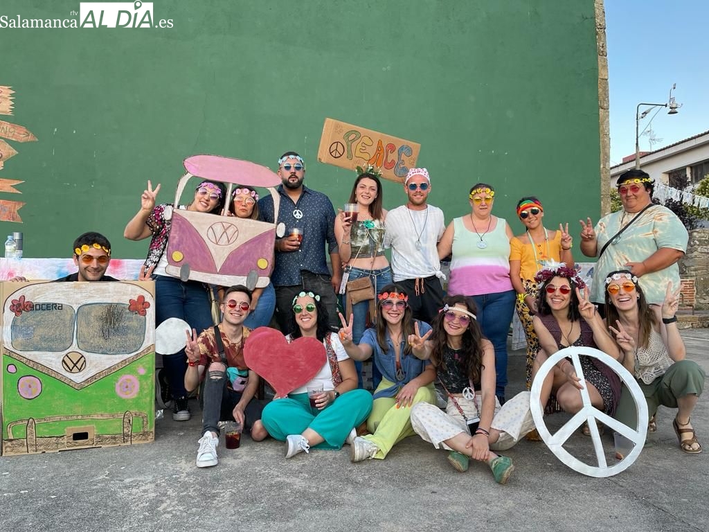 Los jóvenes de Trabanca celebran la Virgen del Carmen 