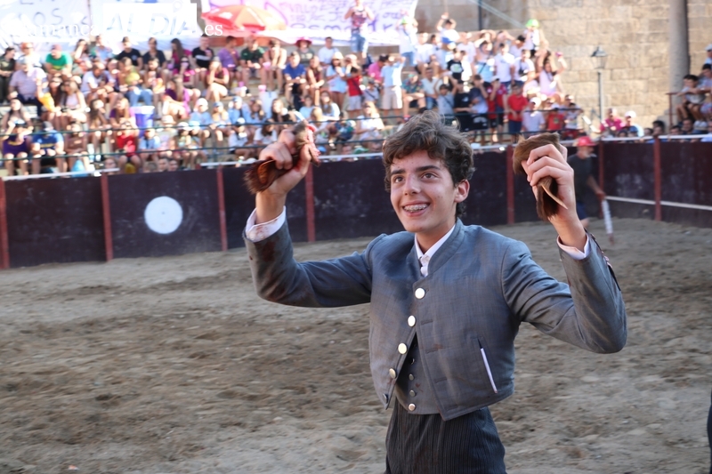 Entretenida tarde taurina en Sobradillo con la Escuela Taurina de Salamanca