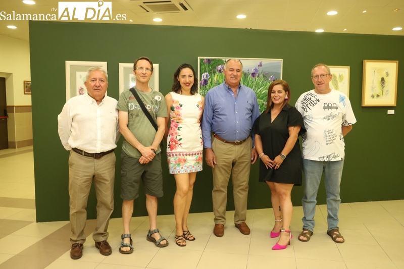 Extraordinaria acogida en Villarino a la exposición colectiva ‘Villarino, arte, naturaleza e historia’ 